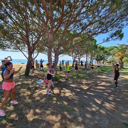 Camping Arinella Bianca مكان تخييم 5*