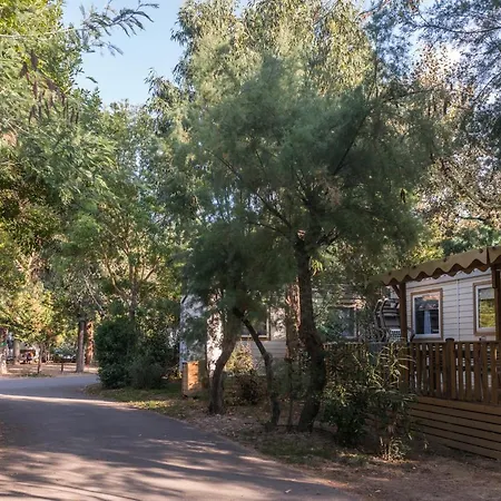 Кемпинг Camping Arinella Bianca 5*