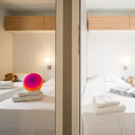 Camping Arinella Bianca مكان تخييم 5*