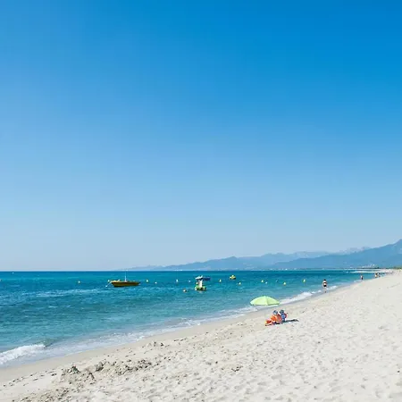 مكان تخييم Camping Arinella Bianca جيزنوكسيا
