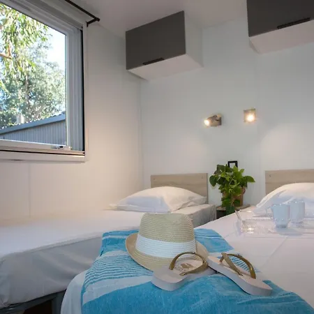 Camping Arinella Bianca 5*